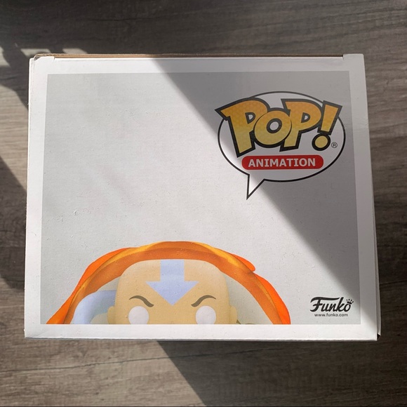 Avatar Aang glow in the dark funko pop - Picture 2 of 7